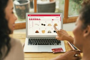 How to Optimise Product Listings for Amazon vs. Etsy